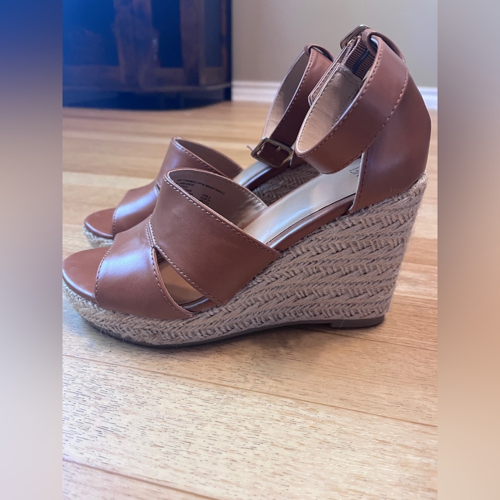 Time and Tru Tan Wedge Sandals – Size 6